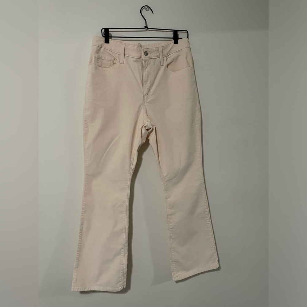 Levis 725 High Rise Boot Cut Corduroy Jeans
